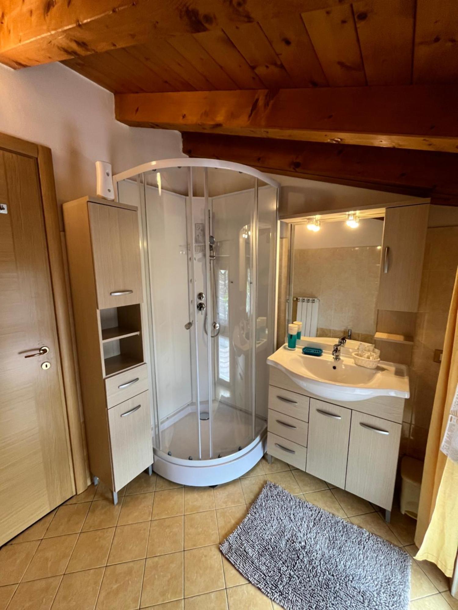 B&B Garzola Ossuccio Dış mekan fotoğraf